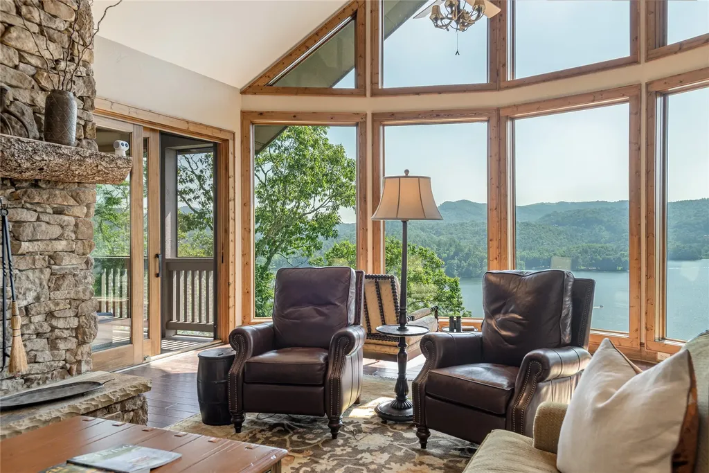541 Summer Hill Road Cullowhee NC 28723