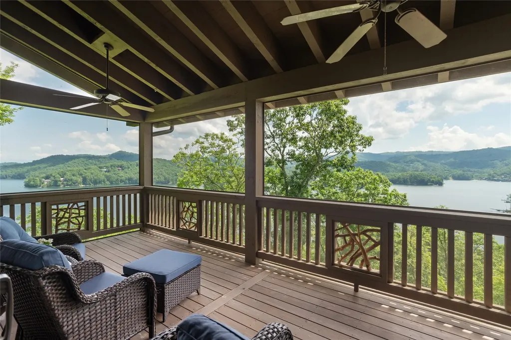 541 Summer Hill Road Cullowhee NC 28723