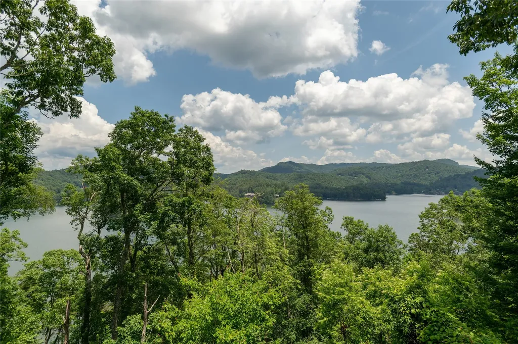 541 Summer Hill Road Cullowhee NC 28723