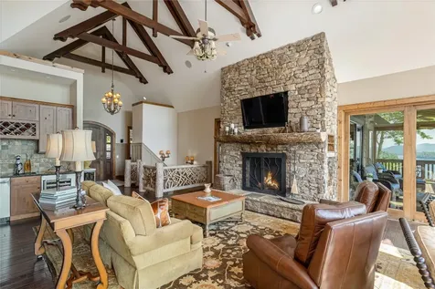 541 Summer Hill Road Cullowhee NC 28723