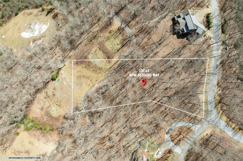 63 New Settler's Way Glenville NC 28736