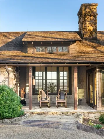 355 Doghobble Road Lake Toxaway NC 28747