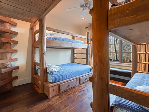 355 Doghobble Road Lake Toxaway NC 28747