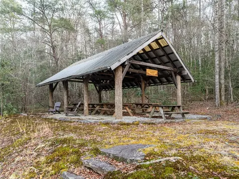 355 Doghobble Road Lake Toxaway NC 28747