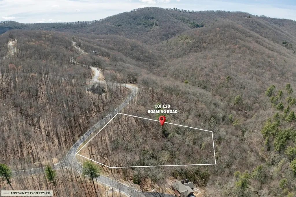 C20 Roaming Road Glenville NC 28736