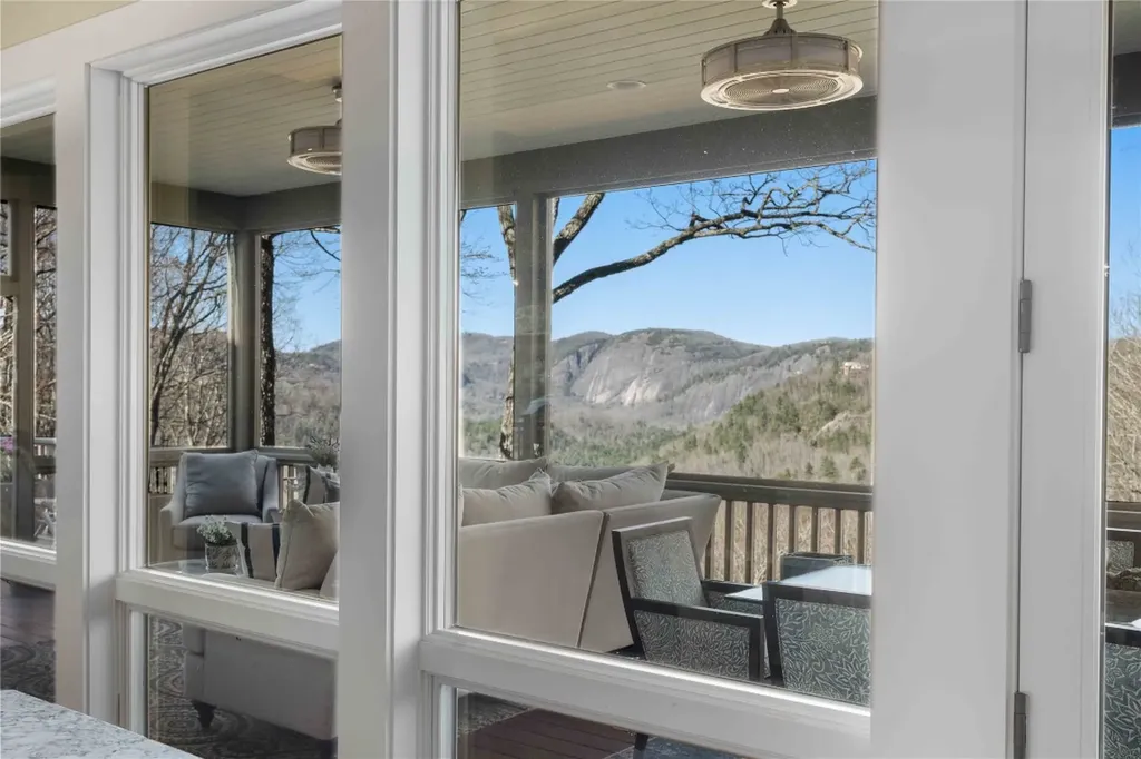 170 Old Hunters Run Cashiers NC 28717