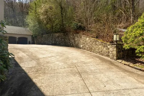 170 Old Hunters Run Cashiers NC 28717