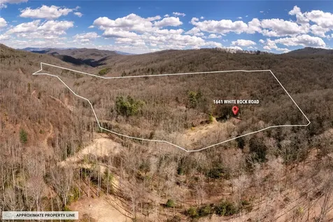 1641 White Rock Road Cullowhee NC 28723