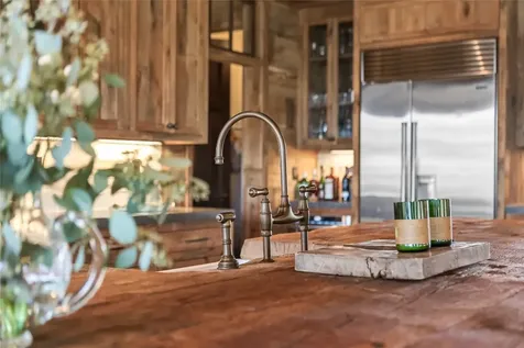 196 Stove Pipe Court Cashiers NC 28717