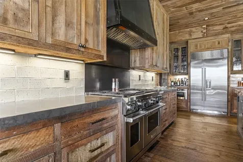 196 Stove Pipe Court Cashiers NC 28717