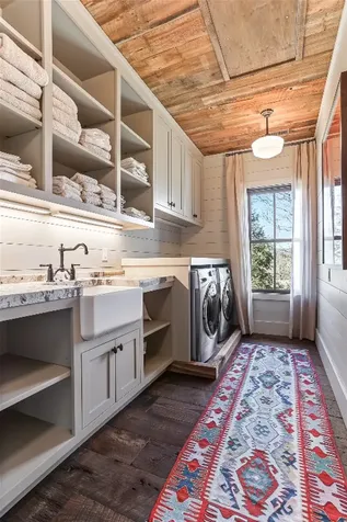 196 Stove Pipe Court Cashiers NC 28717