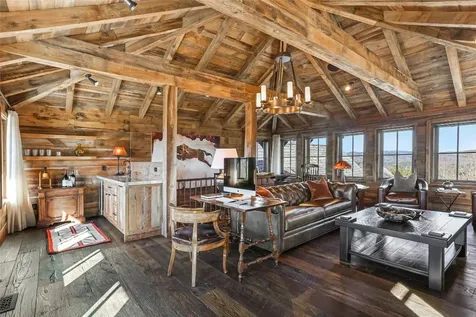 196 Stove Pipe Court Cashiers NC 28717