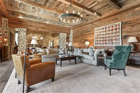 196 Stove Pipe Court Cashiers NC 28717