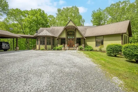 25 Hurrah Ridge Scaly Mountain NC 28775