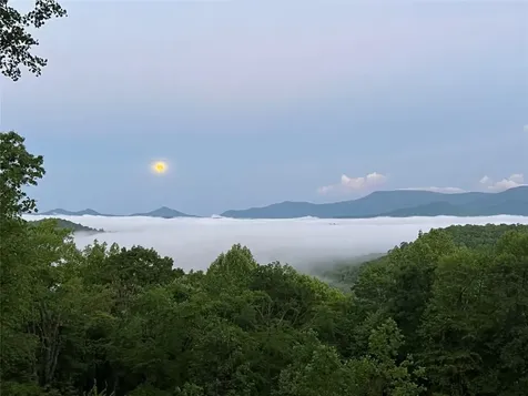 25 Hurrah Ridge Scaly Mountain NC 28775