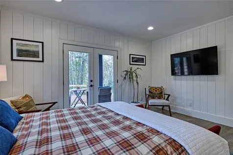 49 Lakeside Falls Road Cullowhee NC 28723