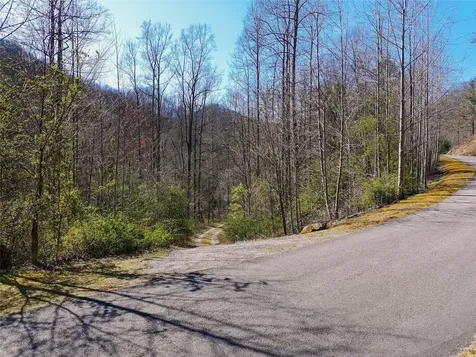 229 Waterdance Drive Cullowhee NC 28723
