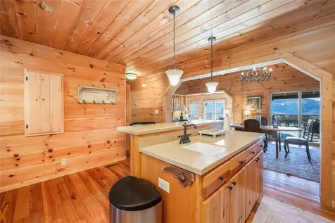 1256 Twin Lakes Drive Cashiers NC 28717