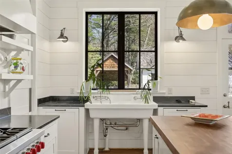 225 Bowery Road Highlands NC 28741