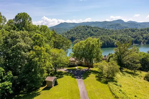 360 Old Farm Road Cullowhee NC 28723