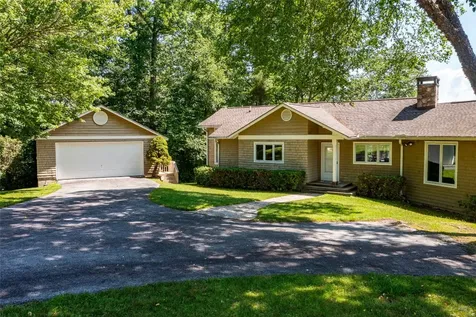 360 Old Farm Road Cullowhee NC 28723