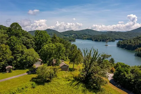 360 Old Farm Road Cullowhee NC 28723