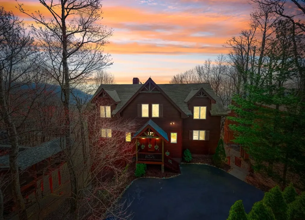 277 Kestrel Court Sapphire NC 28774