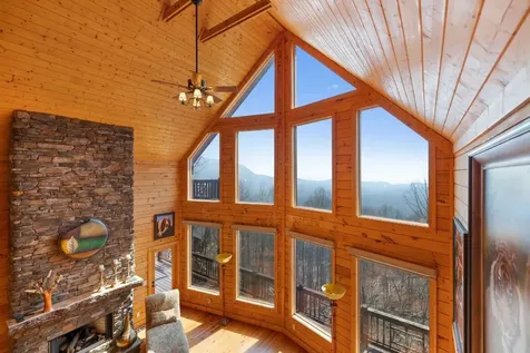 277 Kestrel Court Sapphire NC 28774