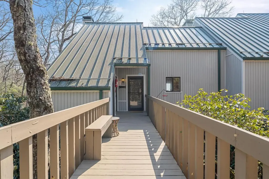 804 Vz Top Road Highlands NC 28741