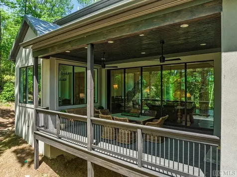 34 Bear Mor Ridge Highlands NC 28741