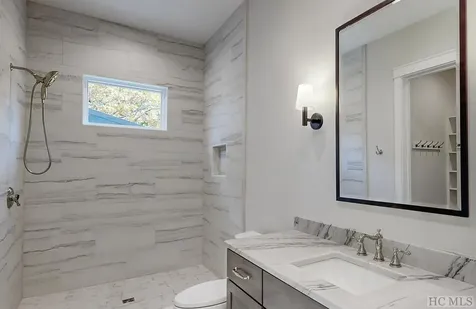 34 Bear Mor Ridge Highlands NC 28741