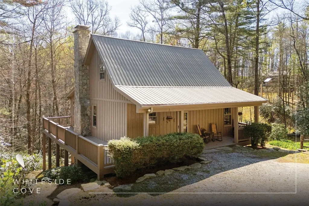 6045 Whiteside Cove Road Cashiers NC 28717