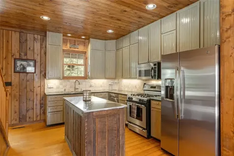 6045 Whiteside Cove Road Cashiers NC 28717