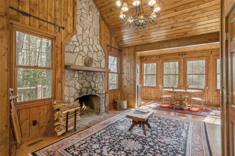 6045 Whiteside Cove Road Cashiers NC 28717