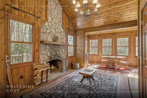 6045 Whiteside Cove Road Cashiers NC 28717