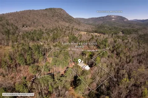 6045 Whiteside Cove Road Cashiers NC 28717