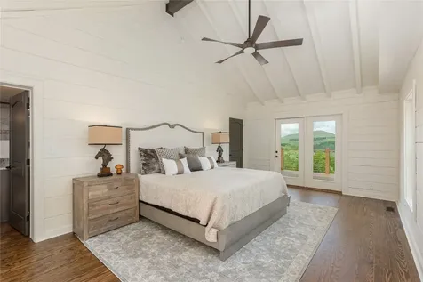 585 Tabletop Road Glenville NC 28736