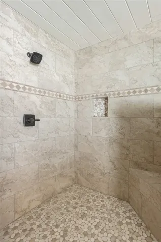 585 Tabletop Road Glenville NC 28736