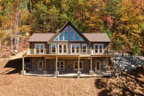 585 Tabletop Road Glenville NC 28736