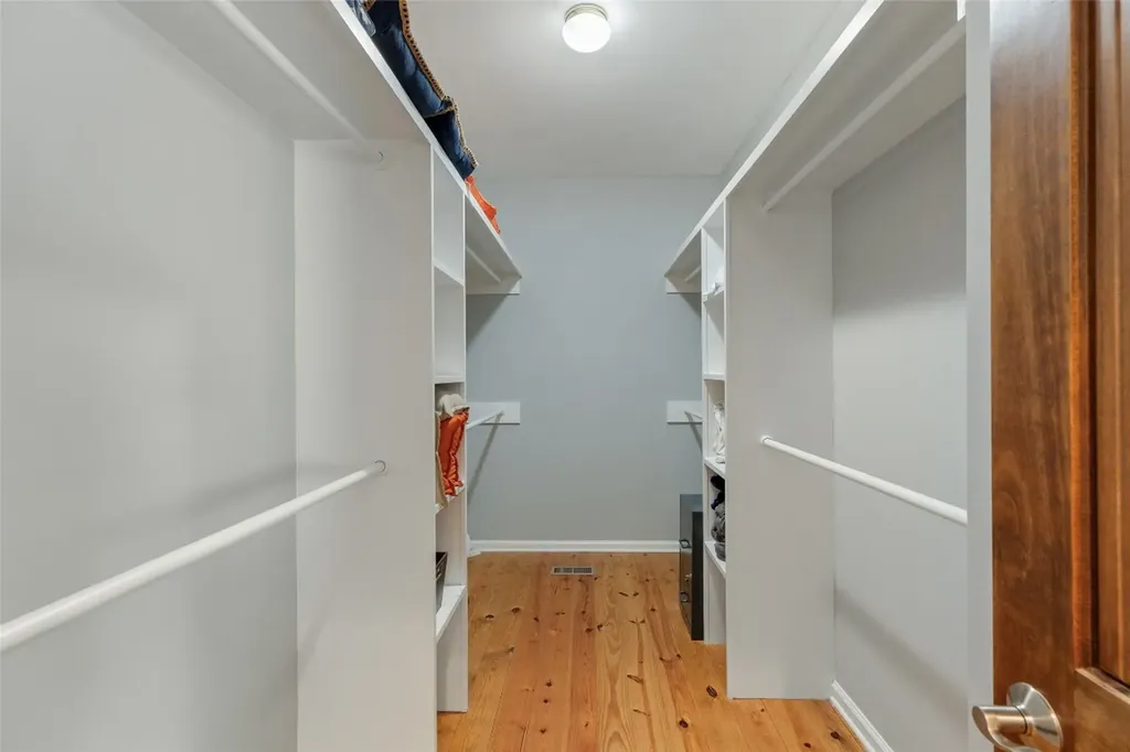 139 S Stinger Ridge Glenville NC 28736