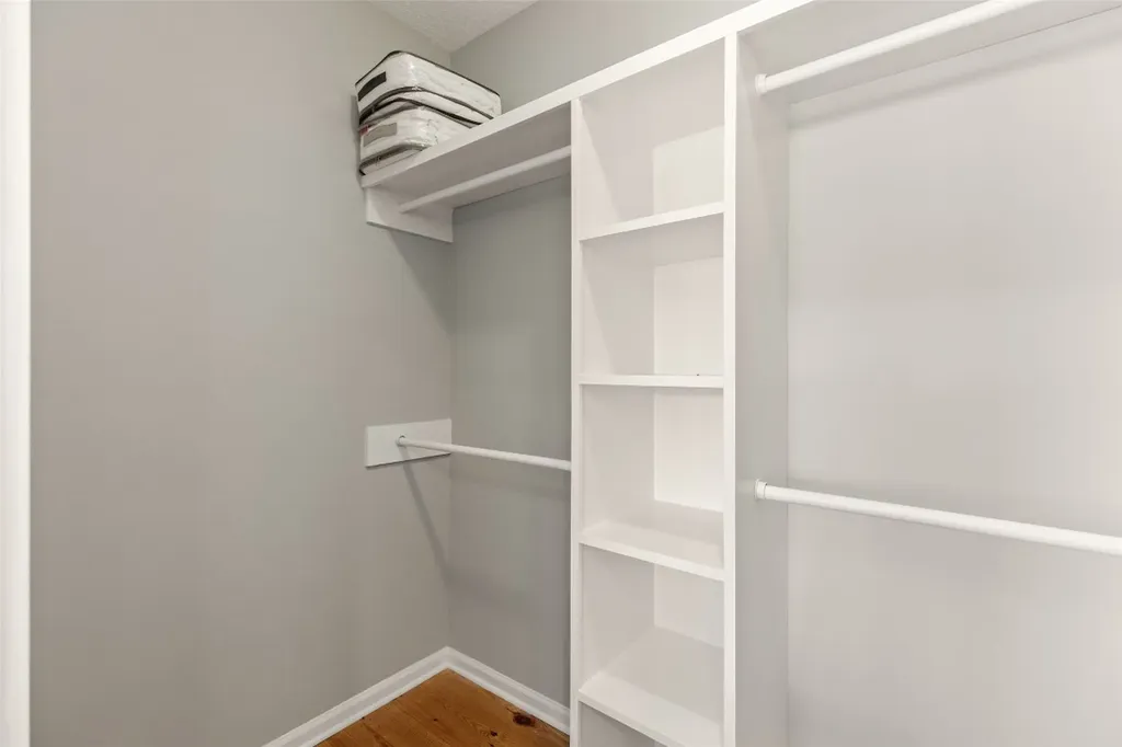 139 S Stinger Ridge Glenville NC 28736