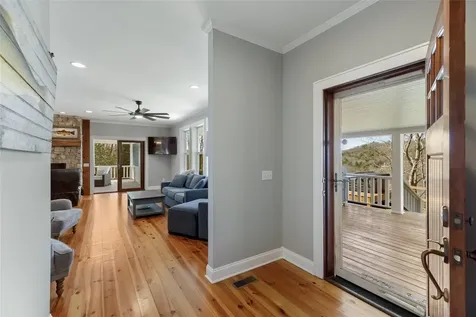 139 S Stinger Ridge Glenville NC 28736