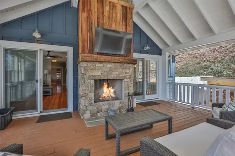 139 S Stinger Ridge Glenville NC 28736