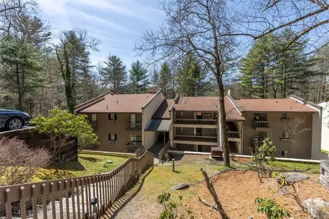 407 Overlook Road Sapphire NC 28774