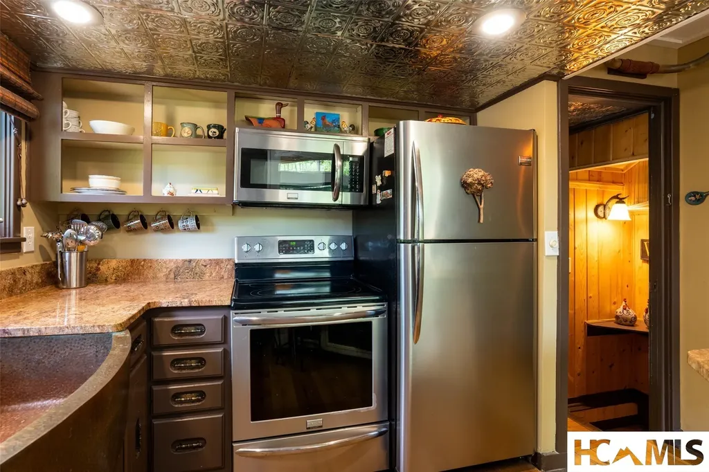 173 Strawberry Hill Road Cullowhee NC 28723