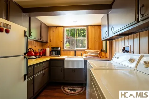 173 Strawberry Hill Road Cullowhee NC 28723