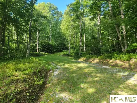 2572 Great Falls Drive Glenville NC 28717