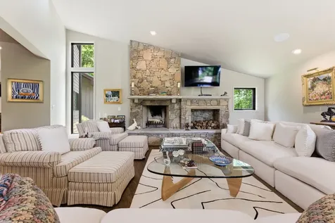 2259 Whiteside Cove Road Highlands NC 28741
