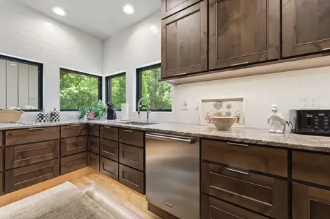 2259 Whiteside Cove Road Highlands NC 28741