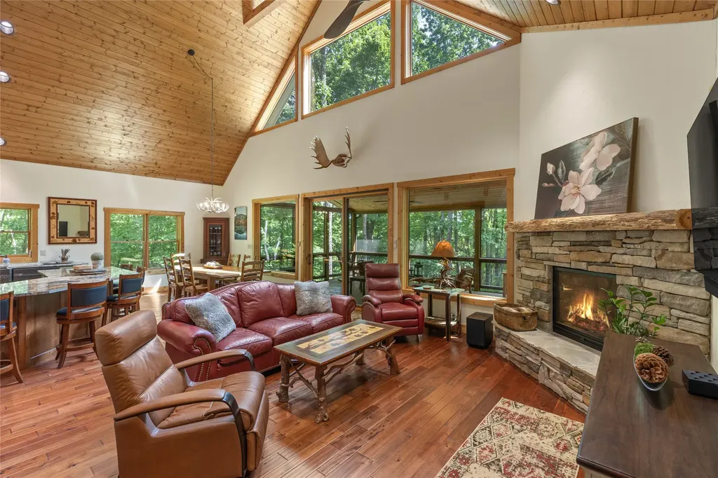 165 Hawthorn Court Sapphire NC 28774
